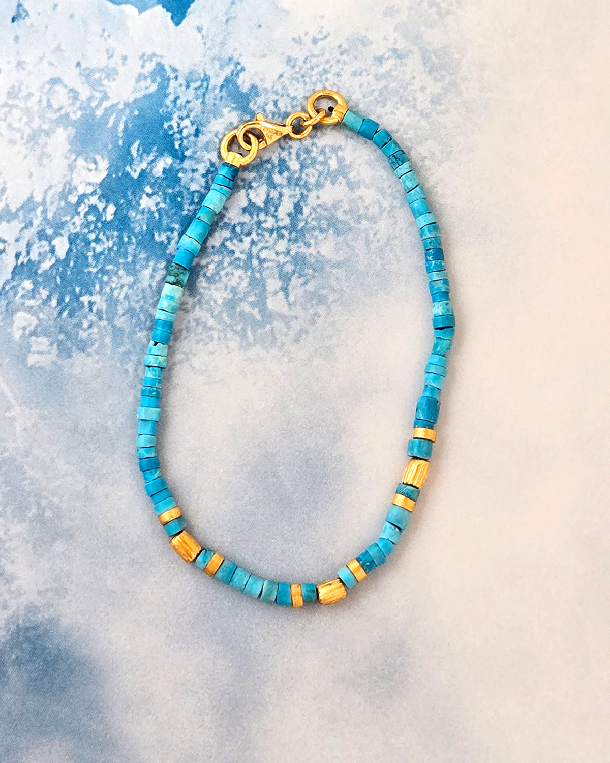 Turquoise and Gold Beaded Bracelet